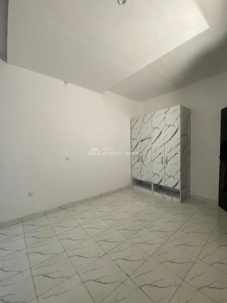 4 Bedrooms Semi-detached Duplex, Chevron, Lekki, Lagos, Semi-detached Duplex for Sale