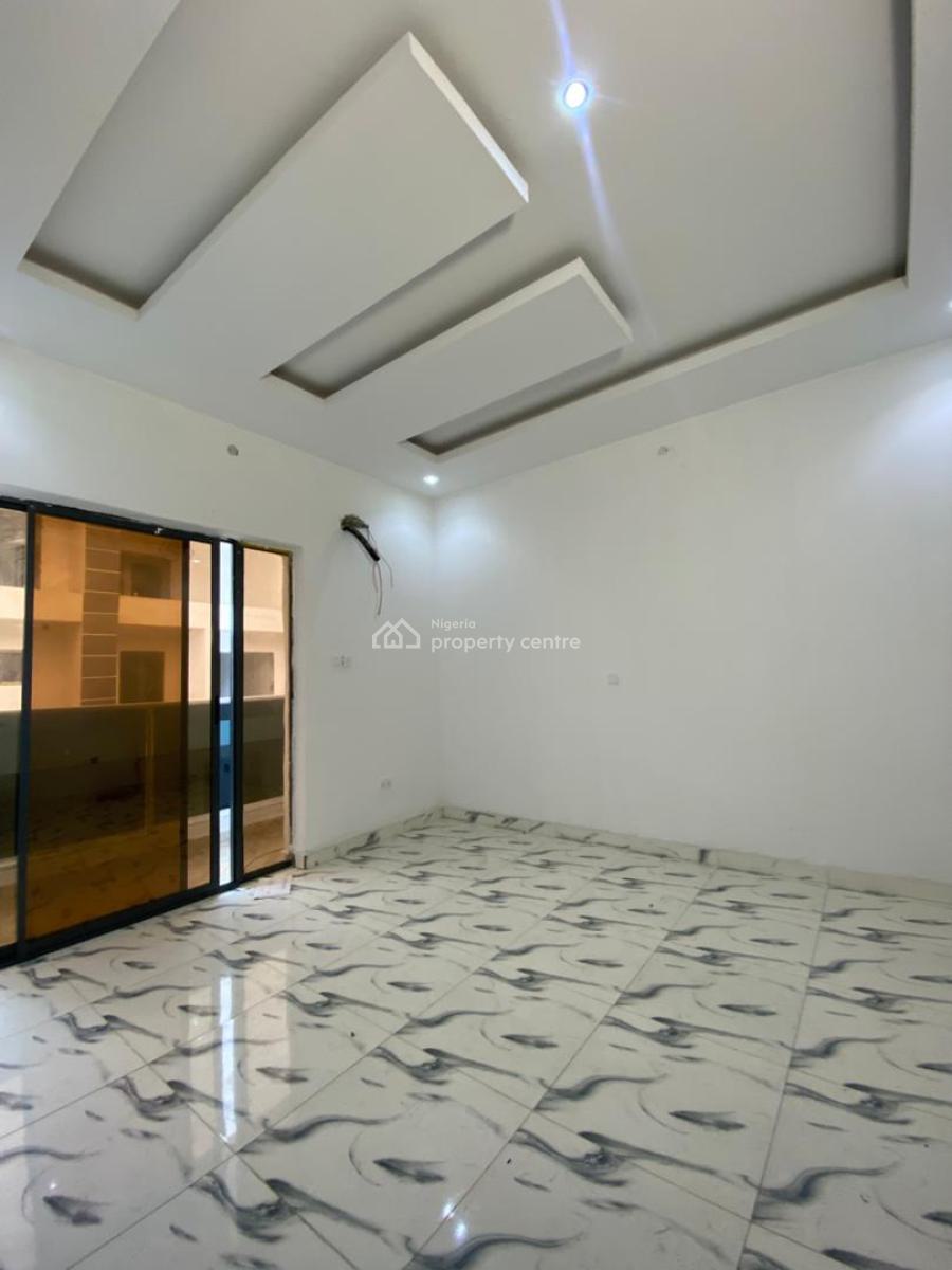 4 Bedrooms Semi-detached Duplex, Chevron, Lekki, Lagos, Semi-detached Duplex for Sale