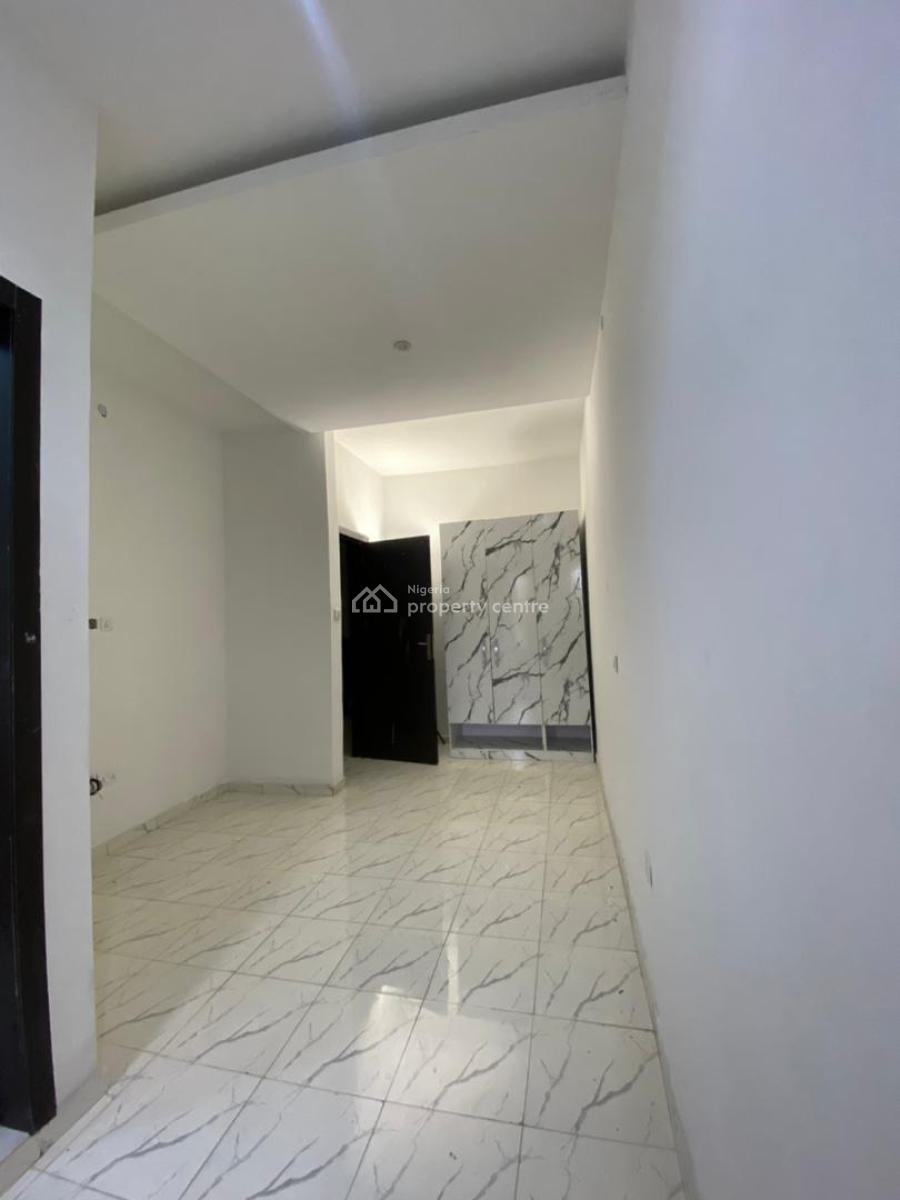 4 Bedrooms Semi-detached Duplex, Chevron, Lekki, Lagos, Semi-detached Duplex for Sale