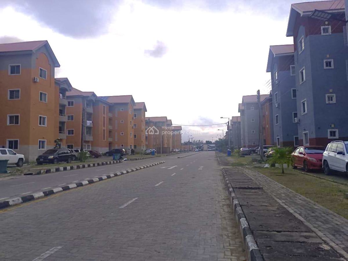 2 Bedroom Apartment, Fashola Estate, Monastery Road Sangotedo, Ajah, Lagos, Block of Flats for Sale