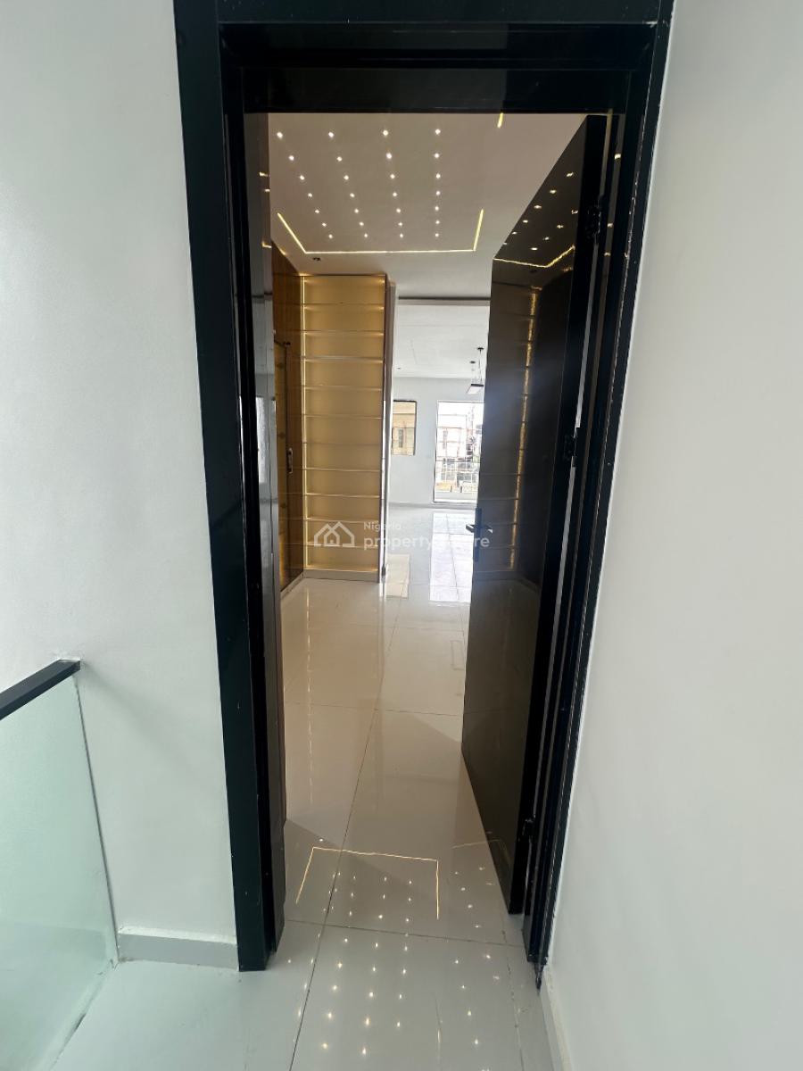 Well Built Prestine 5 Bedroom Fully Detached Duplex with Pool, Royal Pine Estate Orchid, Lekki, Lagos, Detached Duplex for Sale