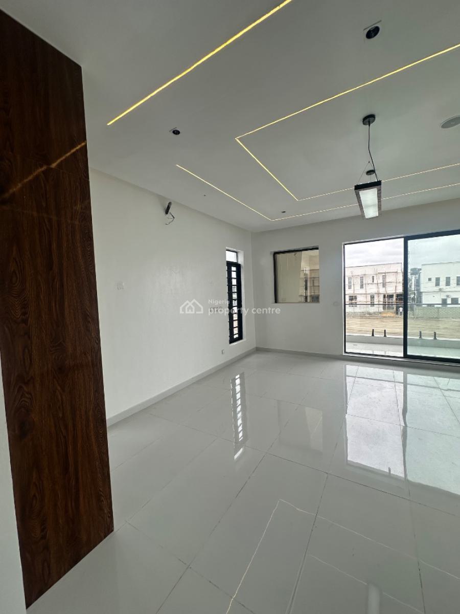 Well Built Prestine 5 Bedroom Fully Detached Duplex with Pool, Royal Pine Estate Orchid, Lekki, Lagos, Detached Duplex for Sale