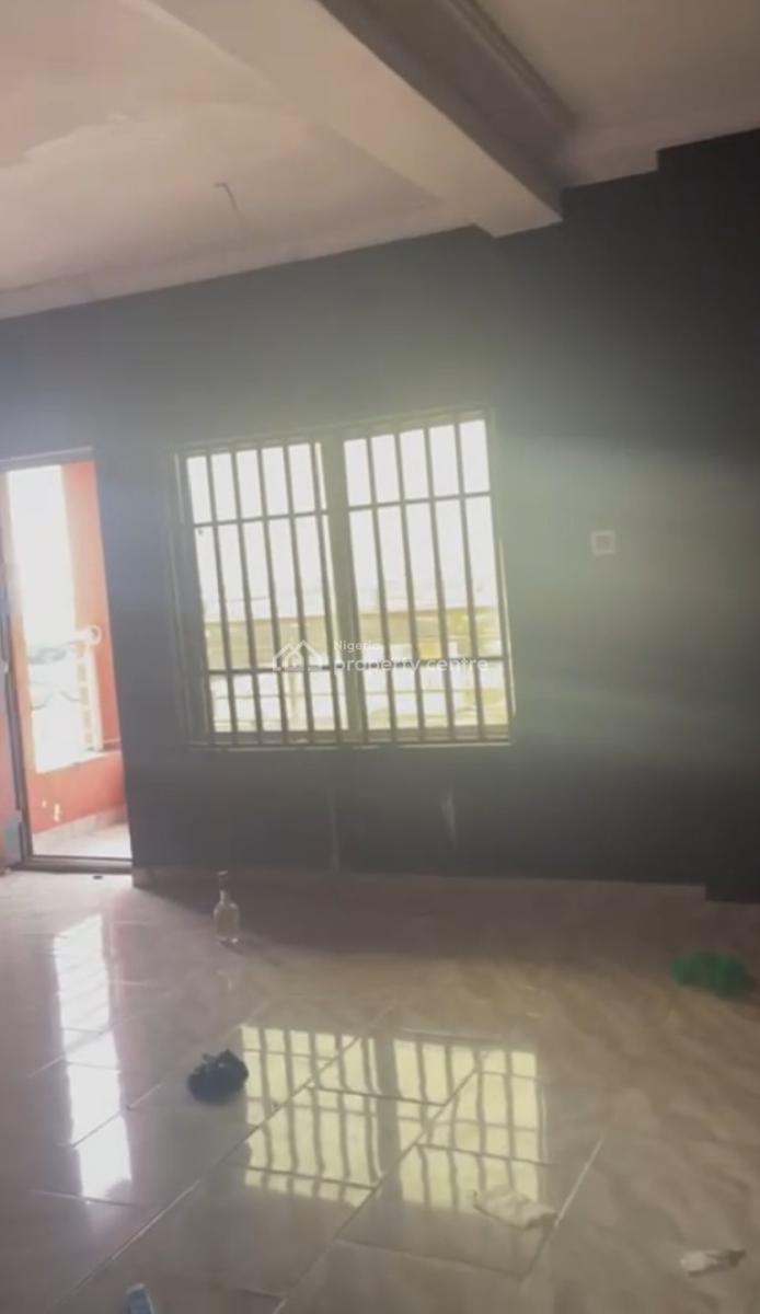 Spacious 2 Bedroom Flat Serviced Apartment, Paradise 3 Estate Chevron Drive Opposite Ebano Supermarket, Lekki, Lagos, Flat / Apartment for Rent