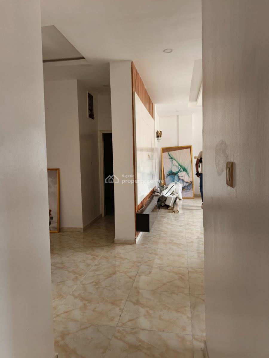 a 2 Bedroom Flat, Ologolo, Lekki, Lagos, Flat / Apartment for Rent