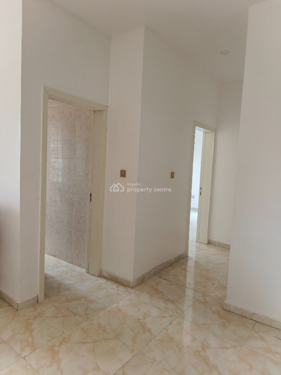 a 2 Bedroom Flat, Ologolo, Lekki, Lagos, Flat / Apartment for Rent