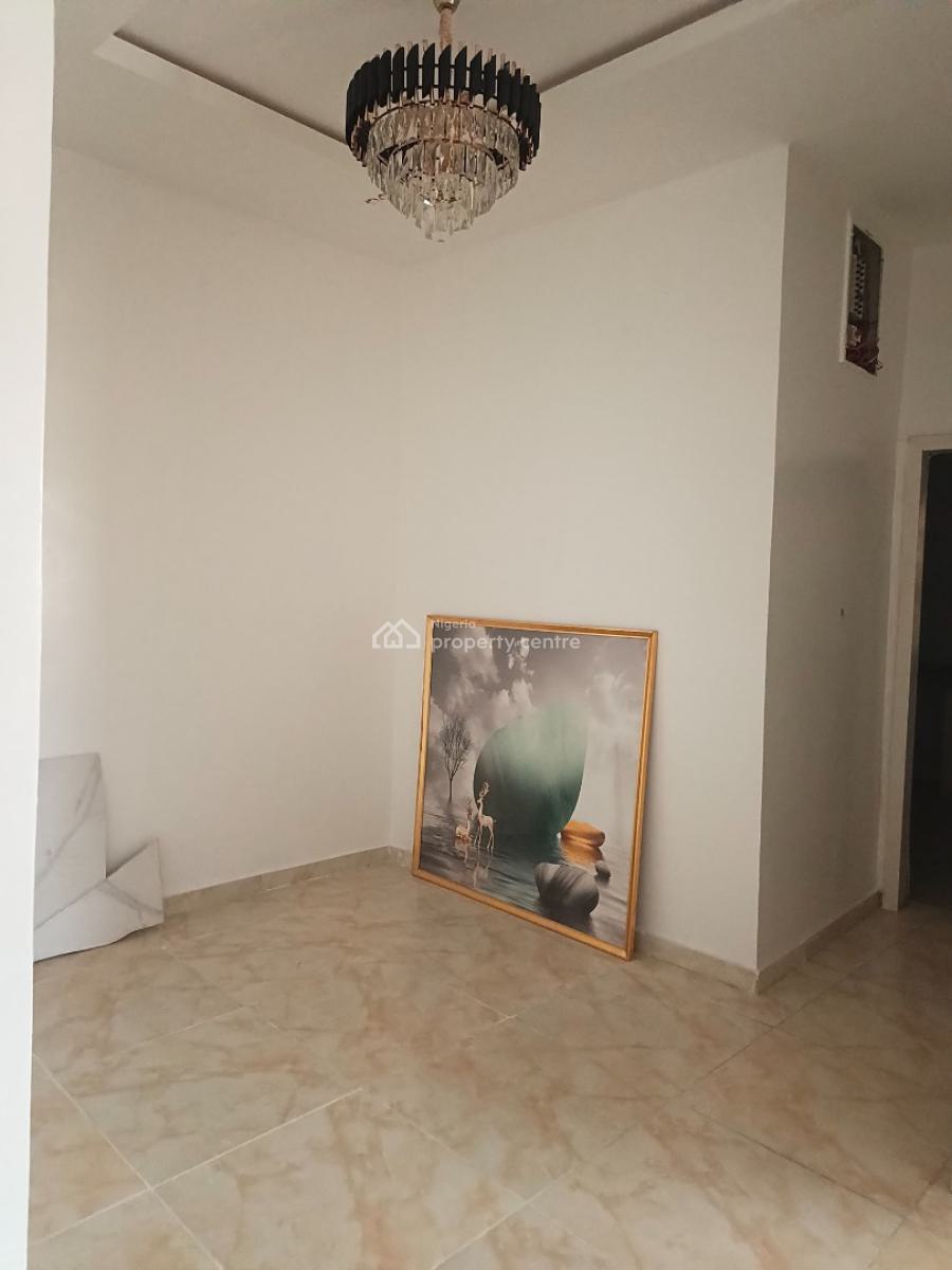 a 2 Bedroom Flat, Ologolo, Lekki, Lagos, Flat / Apartment for Rent