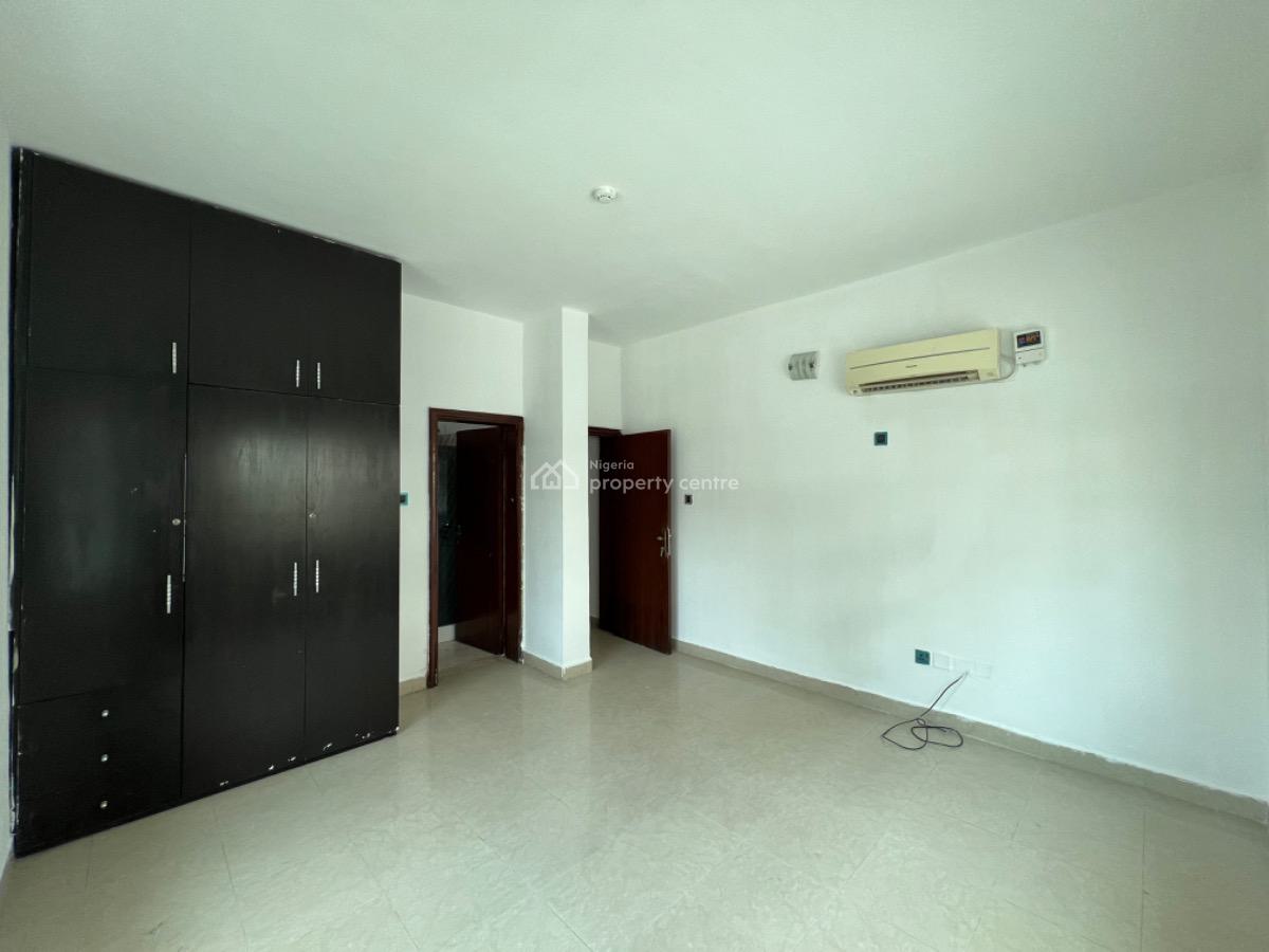 2 Bedroom Apartment with Bq, Off Bourdillon, Old Ikoyi, Ikoyi, Lagos, Flat / Apartment for Rent