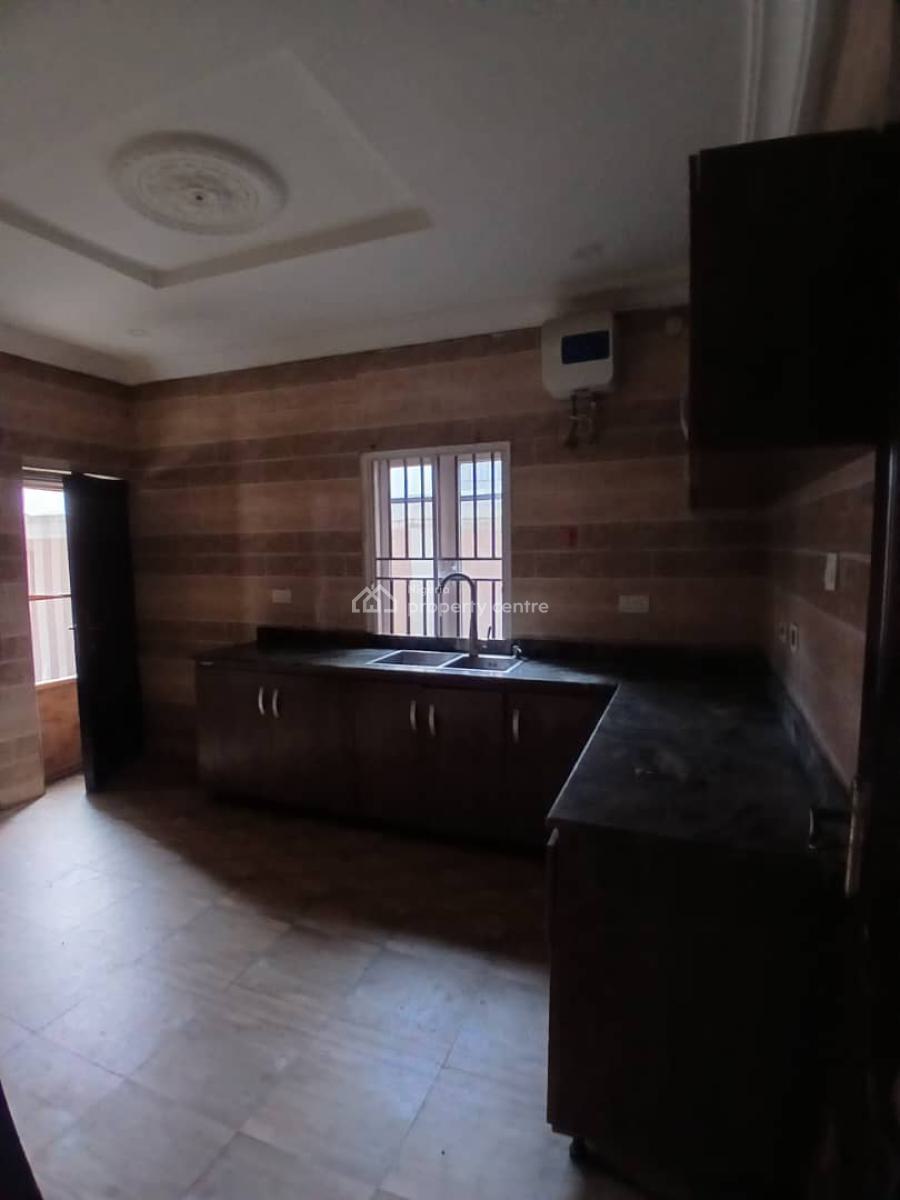 Luxury Massive Exquisite 3bedroom Flat All Room Ensuite Just 2 Peoplei, Royal Palm Will Estate Badore, Badore, Ajah, Lagos, Flat / Apartment for Rent