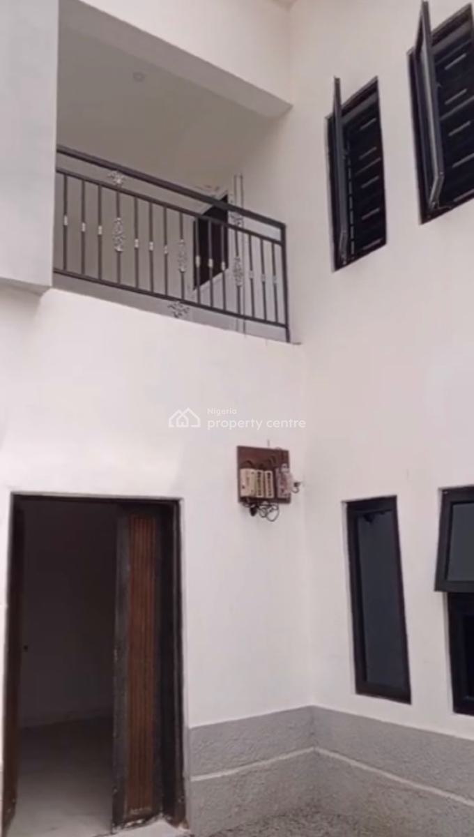 a Standard, Clean 2 Bedroom Flat, Gwarinpa, Abuja, Flat / Apartment for Rent