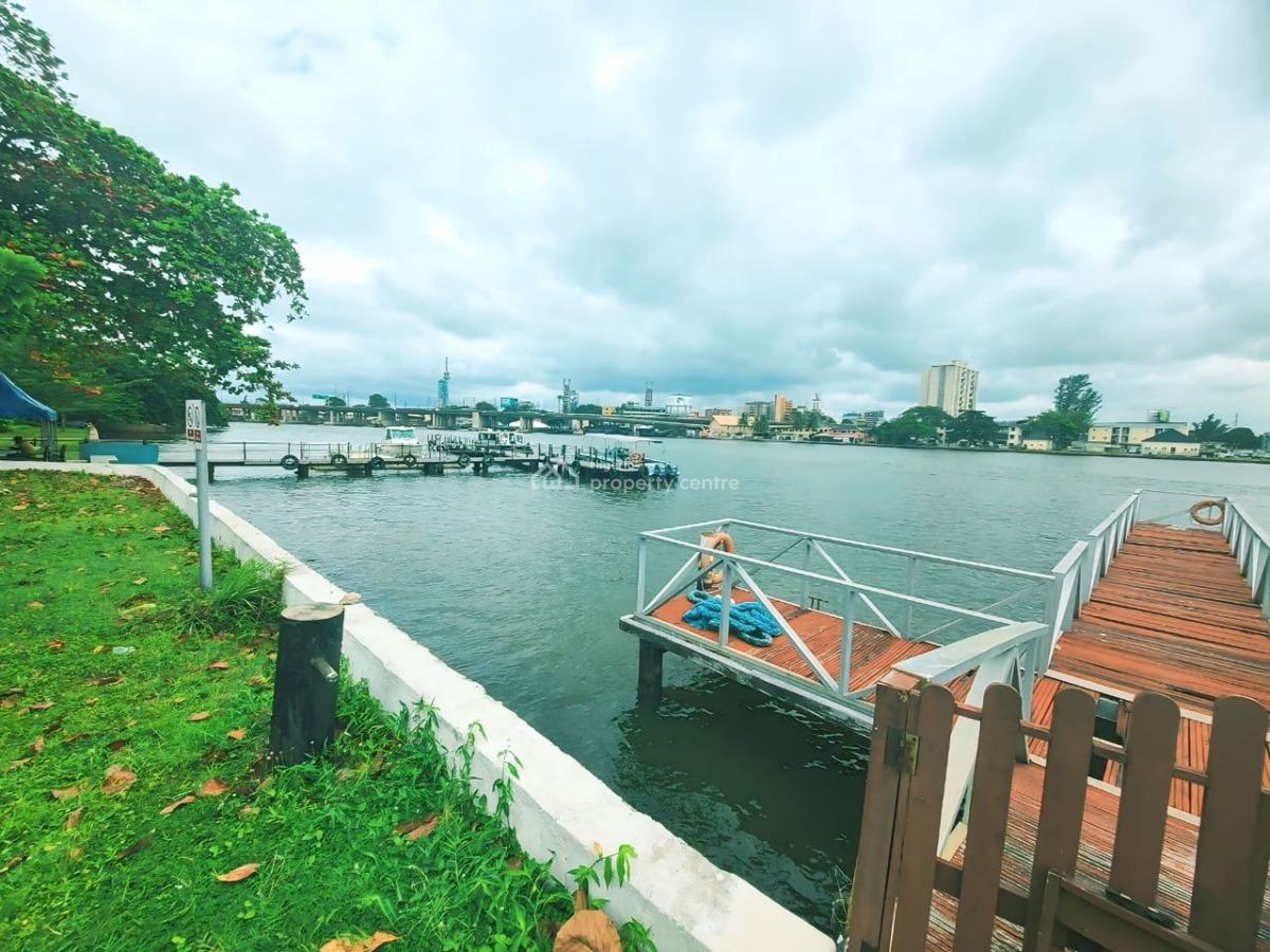 a Waterfront Massive 18 Units of 3 Blocks/2 Blocks If Flat for Lease, Victoria Island (vi), Lagos, House for Rent