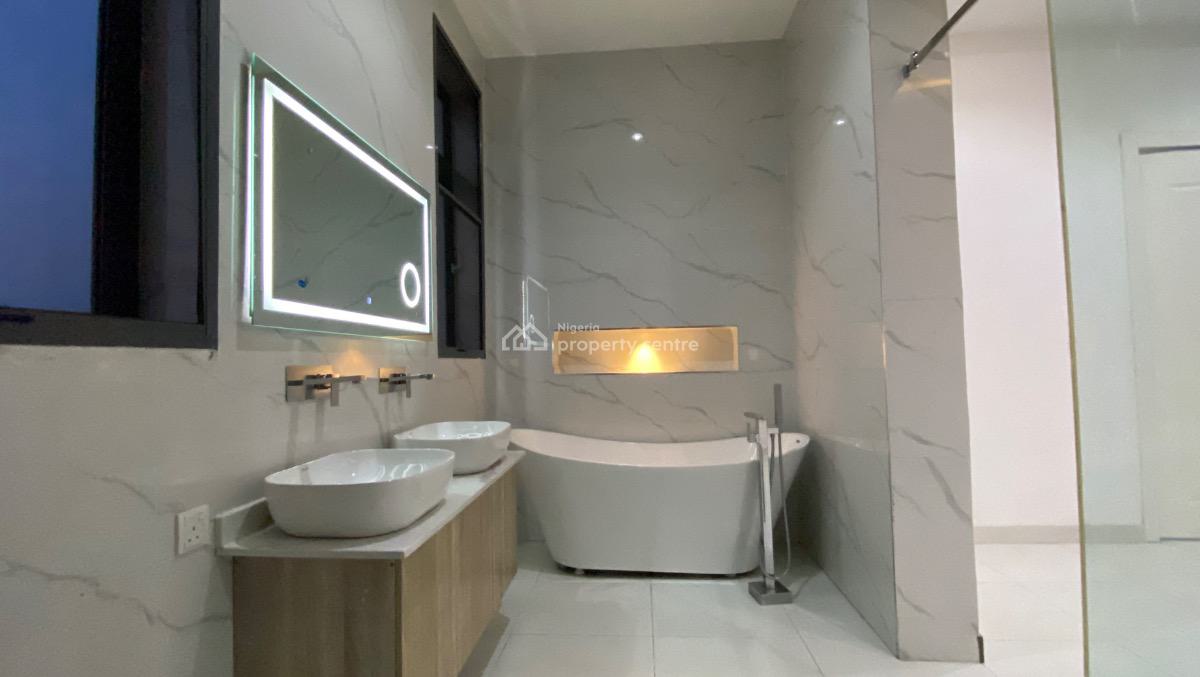 4 Bedroom Detached House with Bq, Lekki Phase 1, Lekki, Lagos, Detached Duplex for Sale