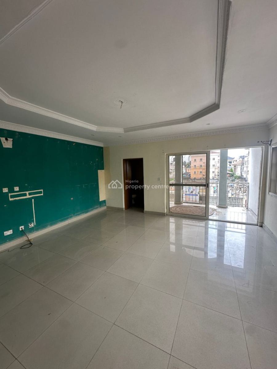 Spacious, Well Maintained 3 Bedroom Apartment with a Bq, Ikoyi, Lagos, Flat / Apartment for Rent
