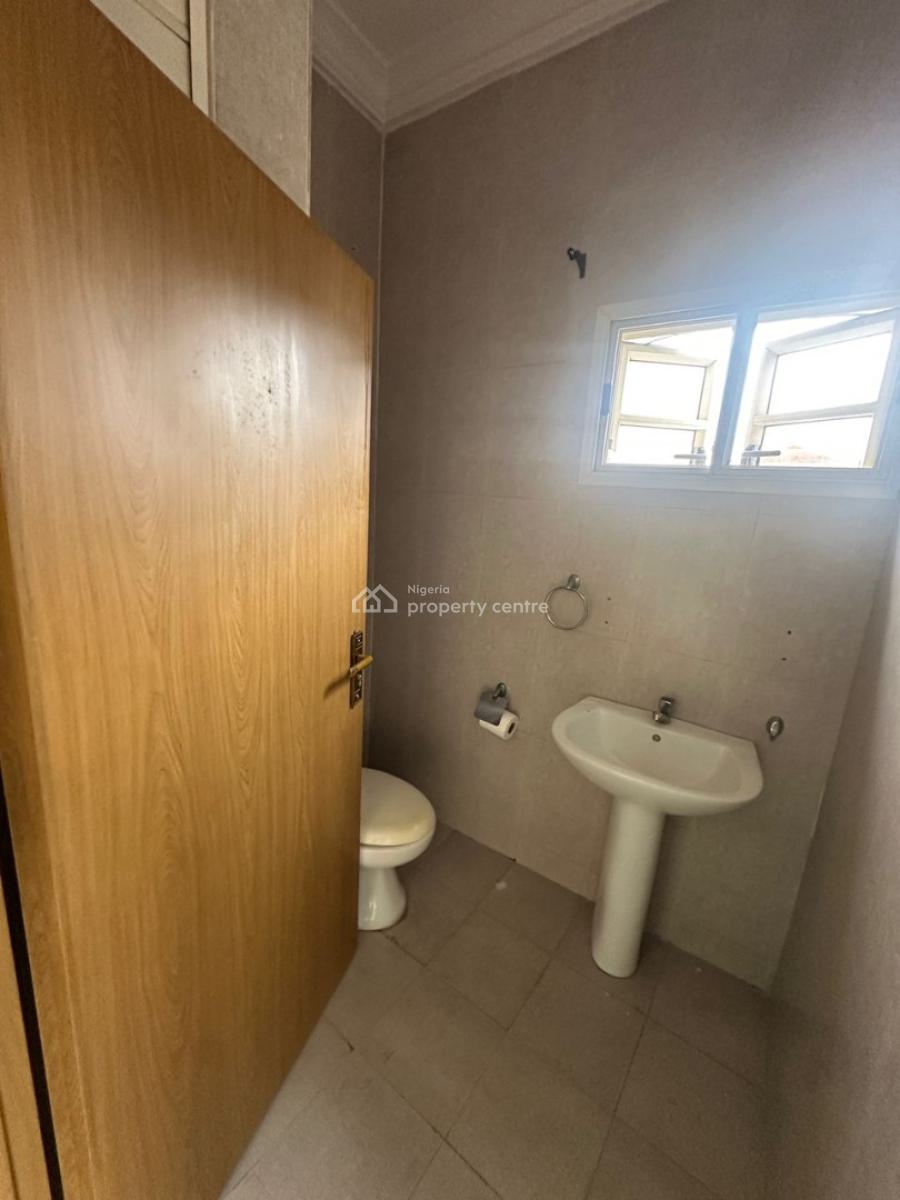 Spacious, Well Maintained 3 Bedroom Apartment with a Bq, Ikoyi, Lagos, Flat / Apartment for Rent