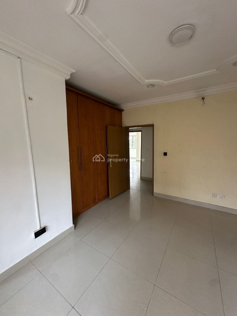 Spacious, Well Maintained 3 Bedroom Apartment with a Bq, Ikoyi, Lagos, Flat / Apartment for Rent