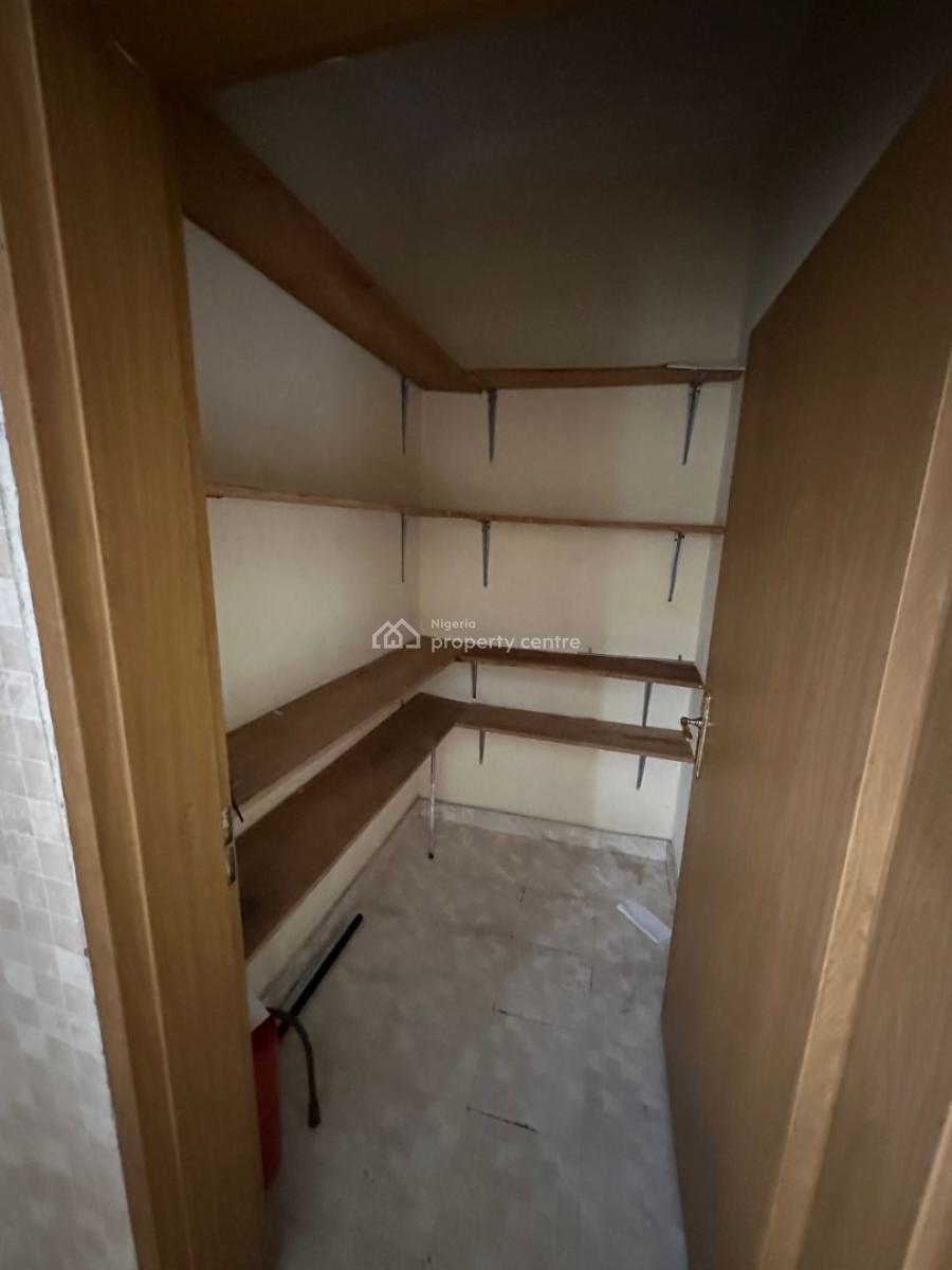 Spacious, Well Maintained 3 Bedroom Apartment with a Bq, Ikoyi, Lagos, Flat / Apartment for Rent