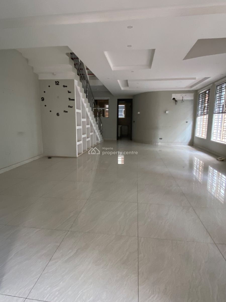 Luxury Large Terraced 5 Bedroom Duplex with a Bq, Osapa Shoprite Road, Osapa, Lekki, Lagos, Terraced Duplex for Sale