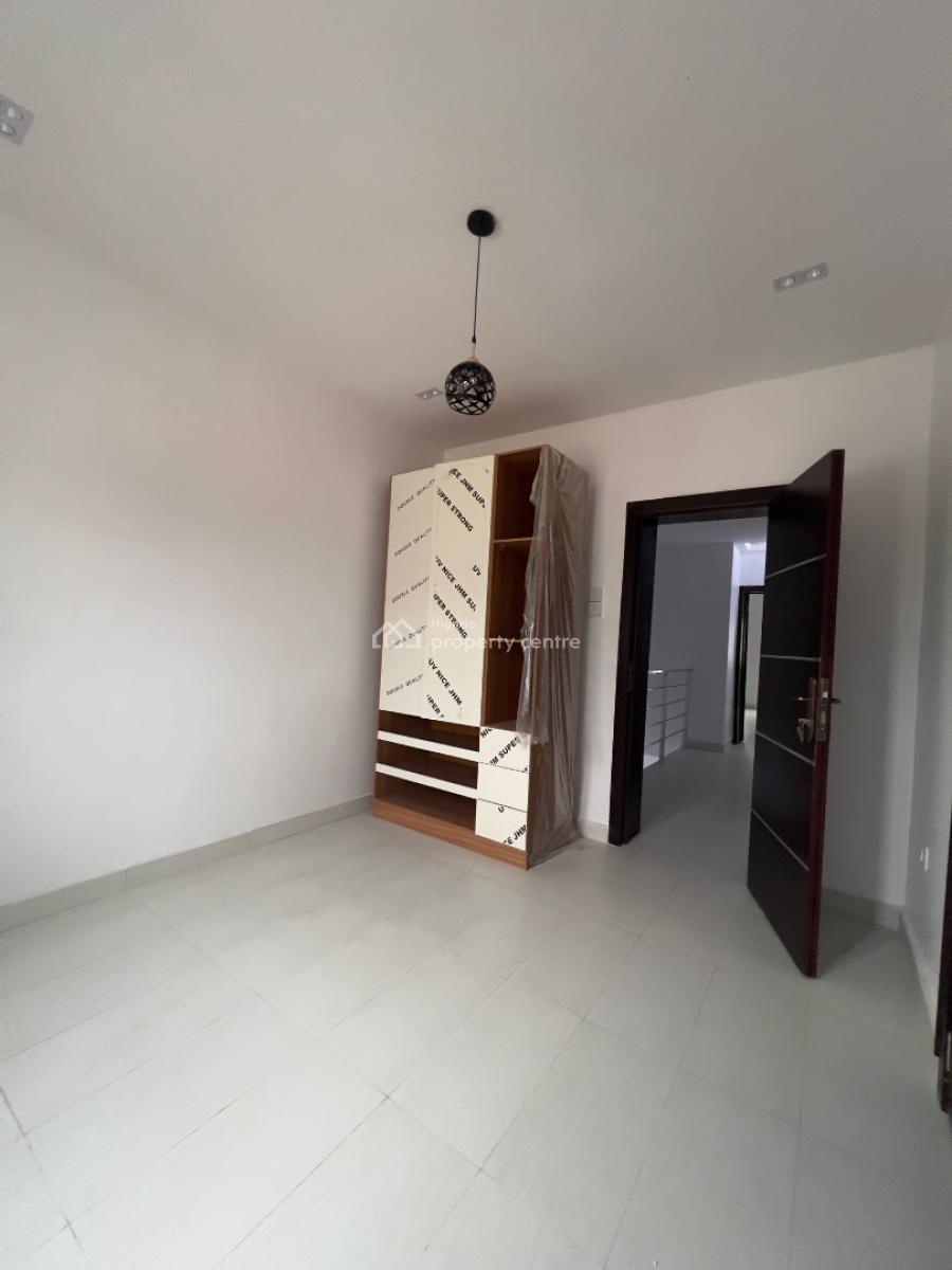 Sleek 3bedroom Terrace Duplex with Bq, Agungi, Lekki, Lagos, Terraced Duplex for Rent
