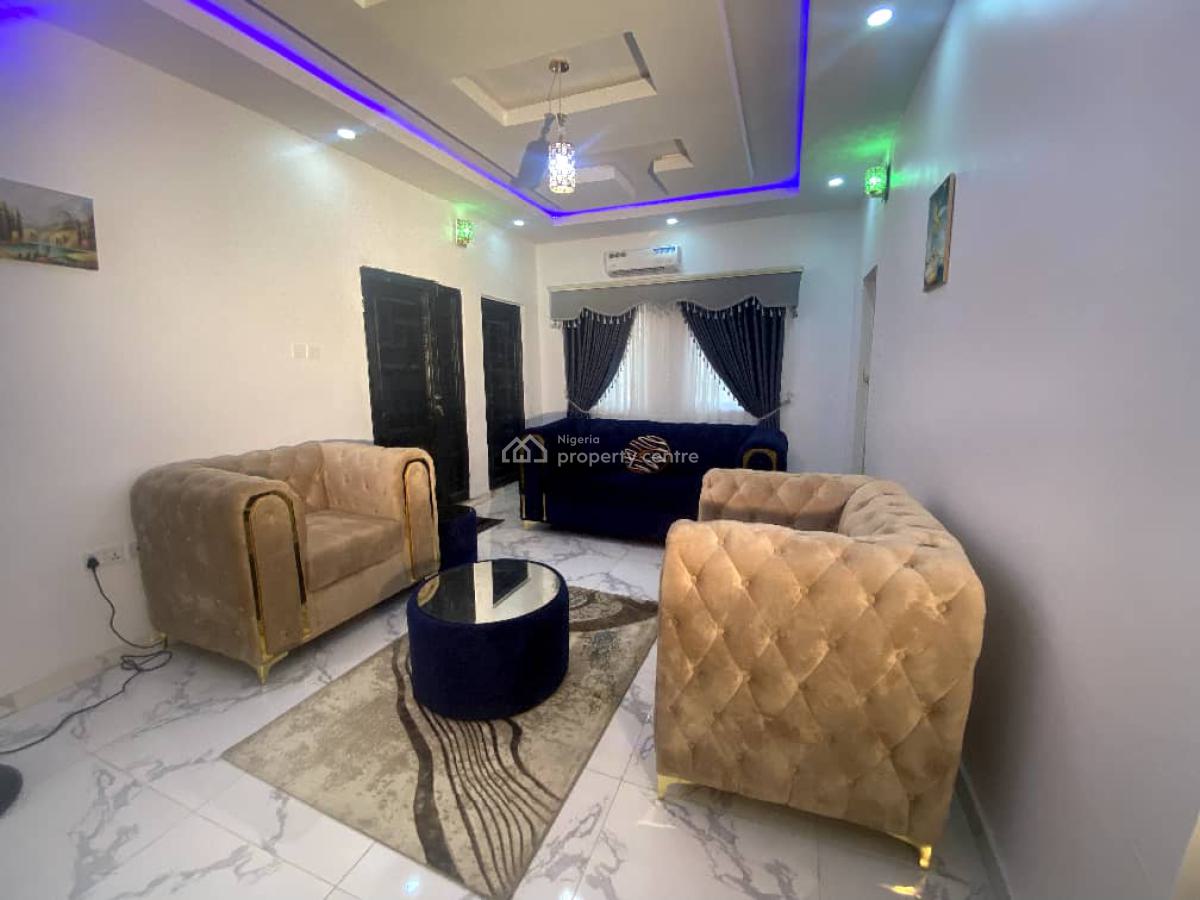 a Well Furnished 2 Bedroom, Ikorodu, Lagos, Flat / Apartment Short Let