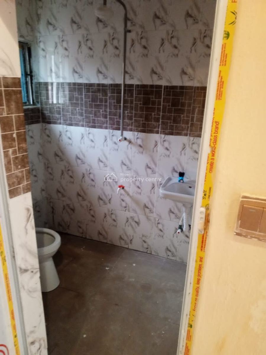 P O P Roomself Con, Ogijo/ Opoh Nuah Estate, Ikorodu, Lagos, Self Contain (single Rooms) for Rent