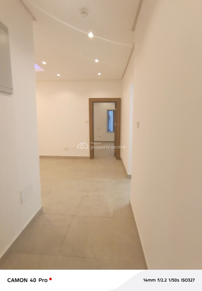 Standard Room Selfcon with Personal Kitchen in a 24hrs Light Estate, Paradise 3 Estate Opposite Ebaeno Supermarket, Chevron, Lekki, Lagos, Self Contain (single Rooms) for Rent