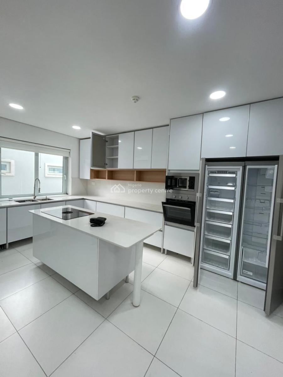 Luxurious 3 Bedroom Furnished Apartment in a Gated & Secured Estate, Banana Island, Ikoyi, Lagos, Flat / Apartment for Rent