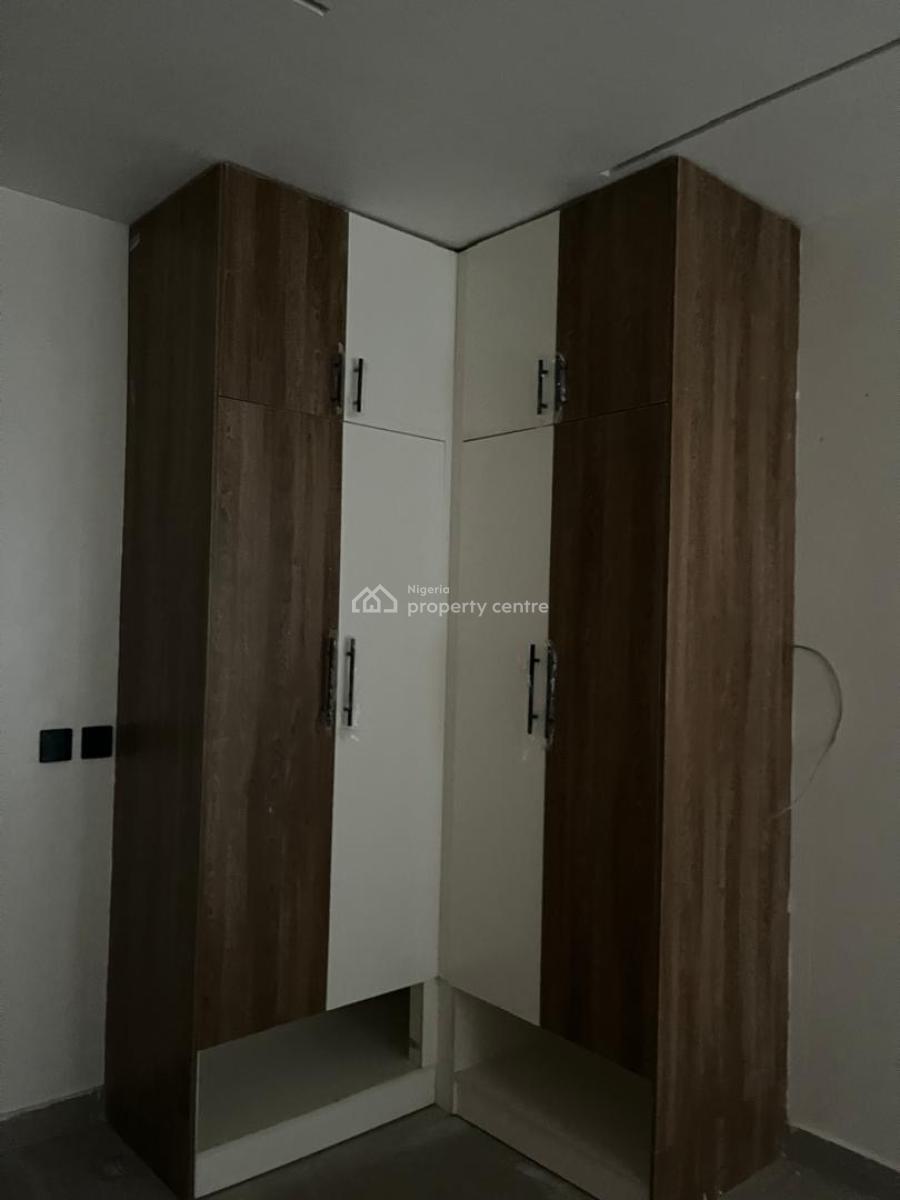 Stunning 3 Bedroom Apartment, Ikeja Gra, Ikeja, Lagos, Self Contain (single Rooms) for Sale