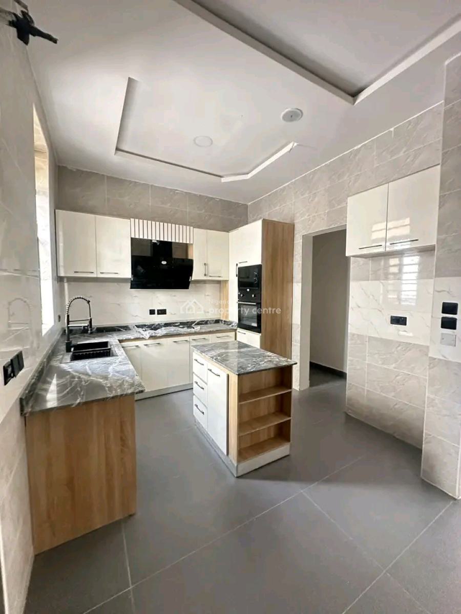Spacious Well-built  4 Bedroom Fully Detached Duplex with Bq, Orchid Lekki Lagos, Lekki, Lagos, Detached Duplex for Sale