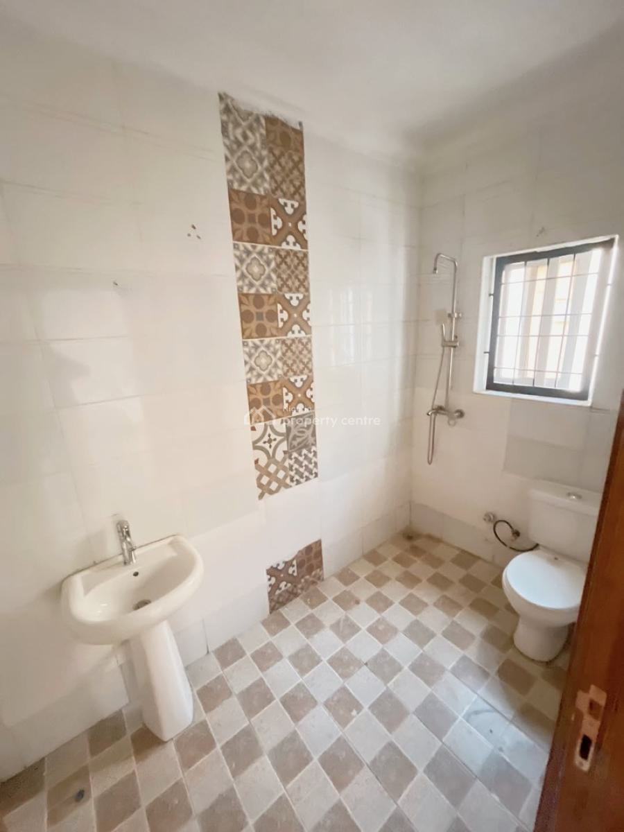 Sharp 3 Bedroom Serviced and Spacious Apartment, Tarred Road, Jahi By Gilmore. on a Tarred Road, Jahi, Abuja, Flat / Apartment for Rent