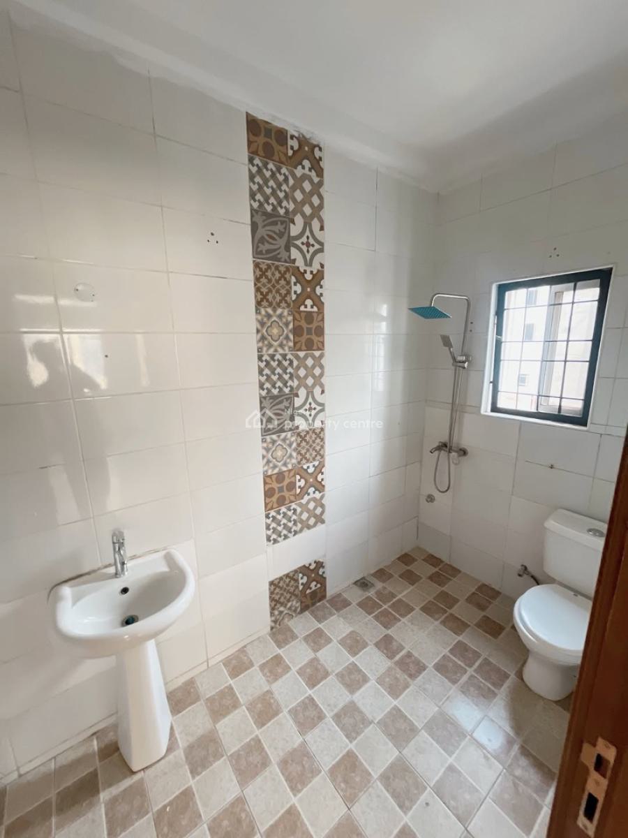 Sharp 3 Bedroom Serviced and Spacious Apartment, Tarred Road, Jahi By Gilmore. on a Tarred Road, Jahi, Abuja, Flat / Apartment for Rent