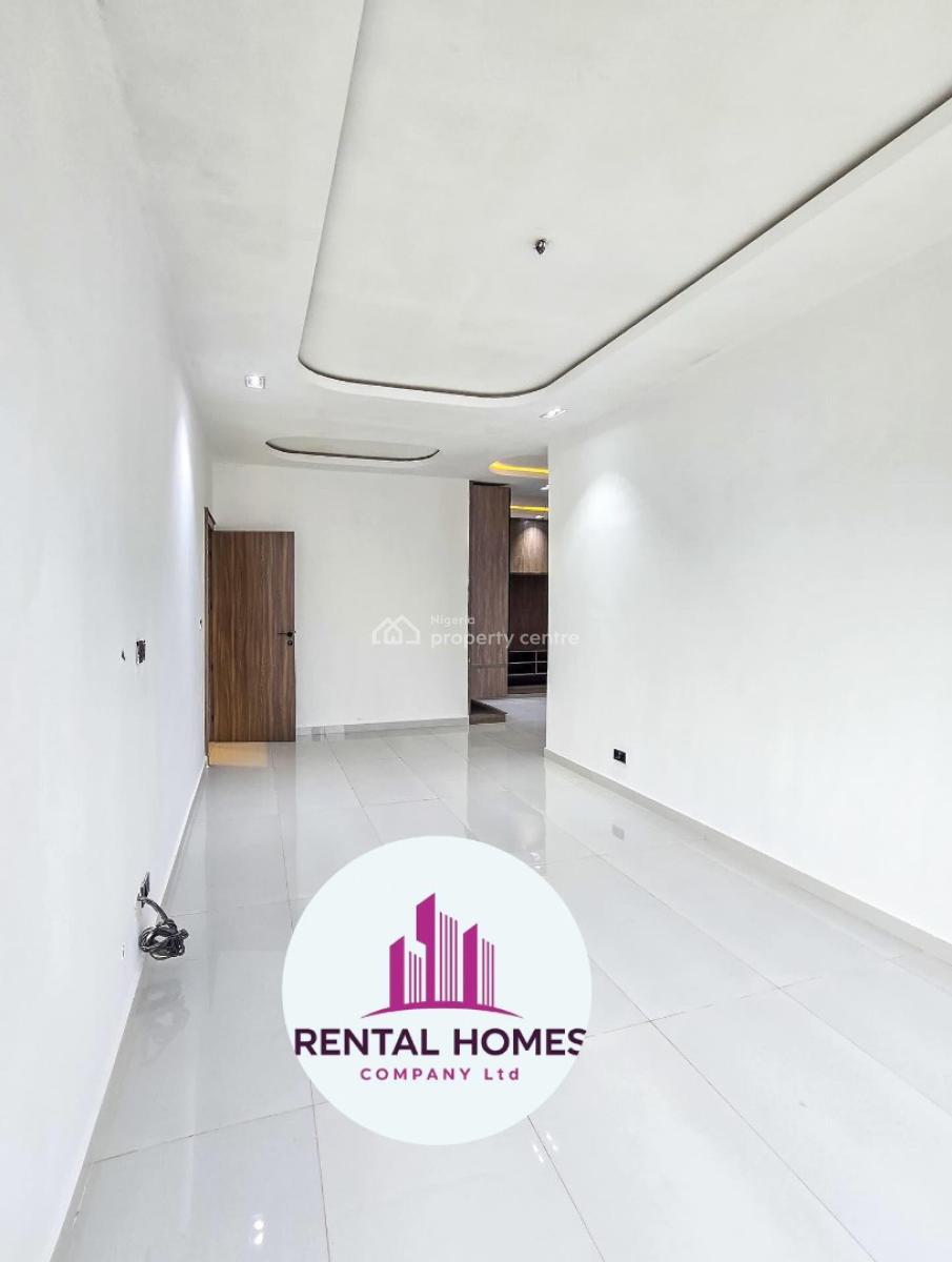 Newly Built Maisonette with Gym, Lekki Phase 1, Lekki, Lagos, Flat / Apartment for Sale
