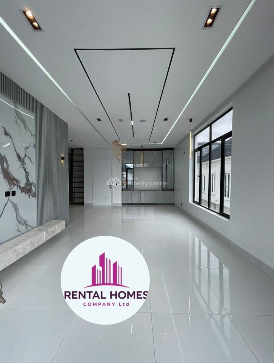 Newly Built Maisonette with Gym, Lekki Phase 1, Lekki, Lagos, Flat / Apartment for Sale