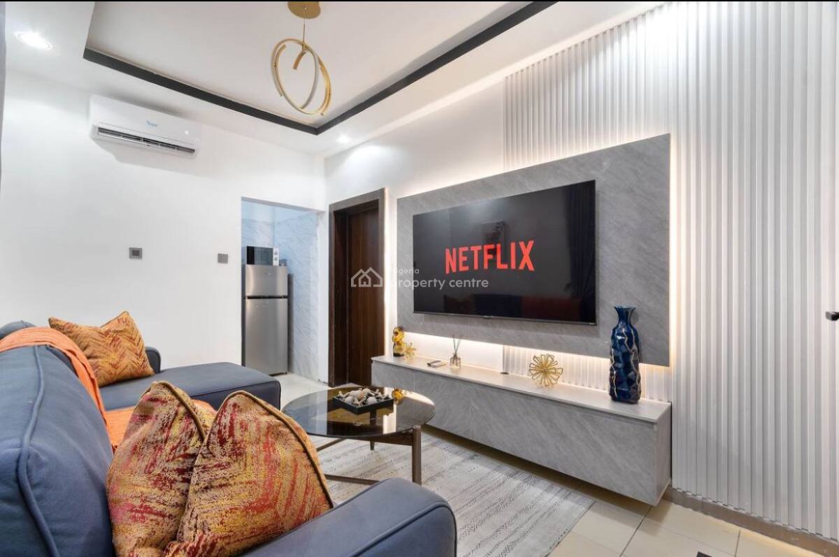 Luxury One Bedroom with Ps4, Lekki Phase 1, Lekki, Lagos, Flat / Apartment Short Let