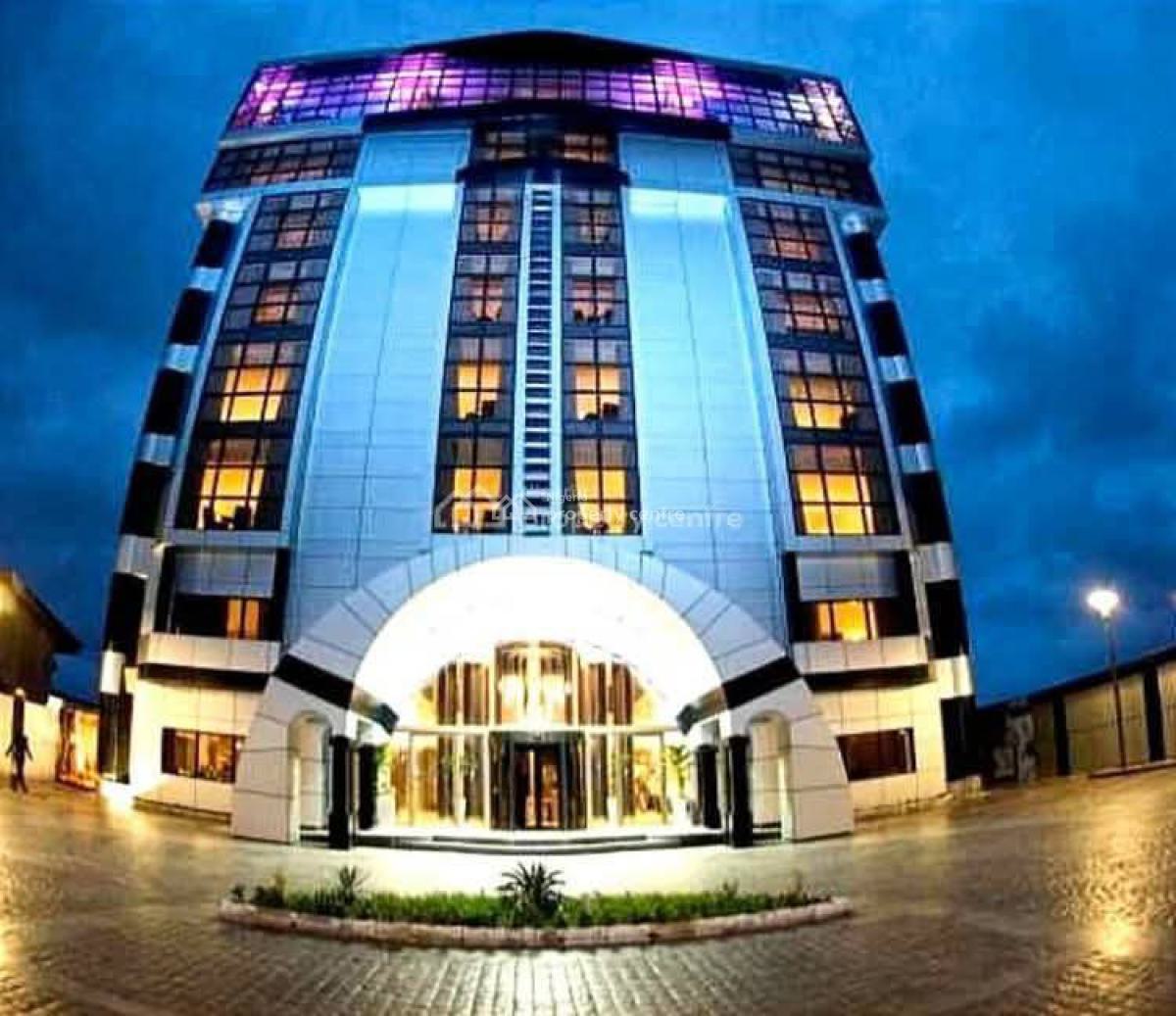 65 Room Highly Functional & Most Lucrative 4 Stars Hotels, Victoria Island (vi), Lagos, Hotel / Guest House for Sale
