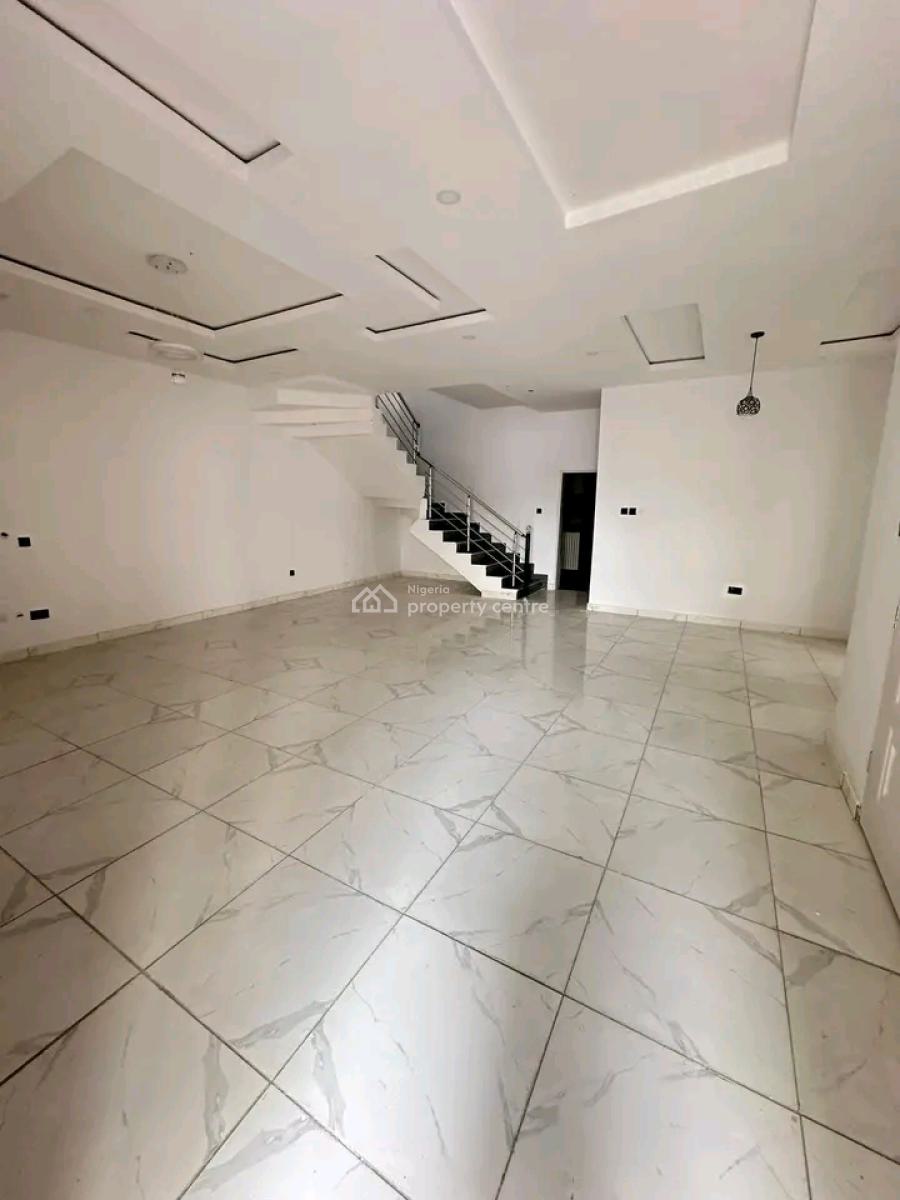 Spacious Well-built  4 Bedroom Semi-detached Duplex with Bq, Orchid Lekki Lagos, Lekki, Lagos, Semi-detached Duplex for Sale