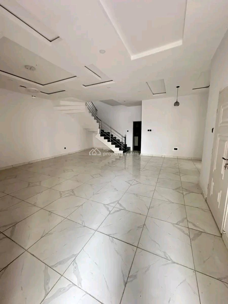 Spacious Well-built  4 Bedroom Semi-detached Duplex with Bq, Orchid Lekki Lagos, Lekki, Lagos, Semi-detached Duplex for Sale