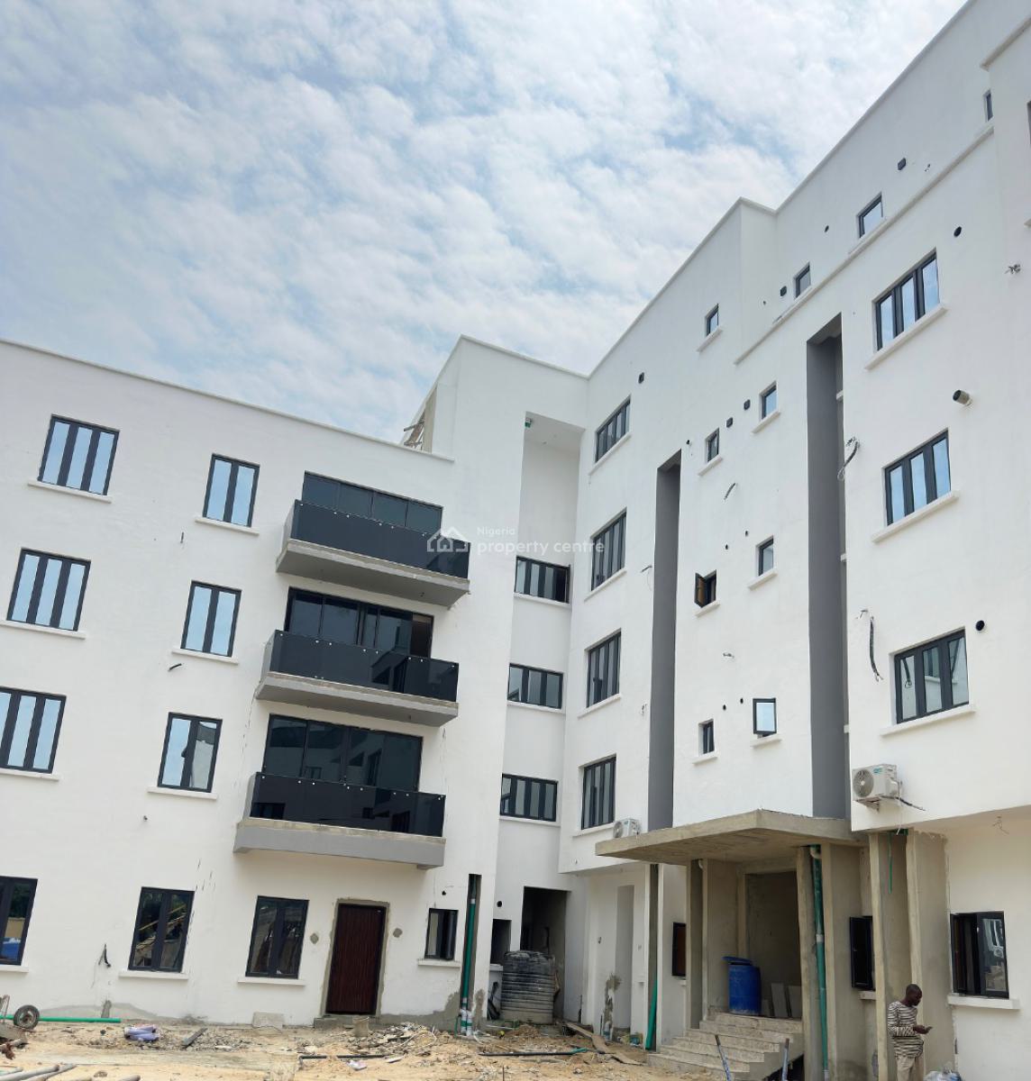 Contemporary 2 Bedroom Apartment with Inbuilt Acs, Right Side, Lekki Phase 1, Lekki, Lagos, Flat / Apartment for Sale