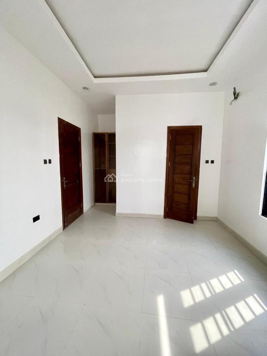 Luxury Built 4 Bedroom Semi Detached Duplex with Bq, Ologolo, Lekki, Lagos, Semi-detached Duplex for Sale