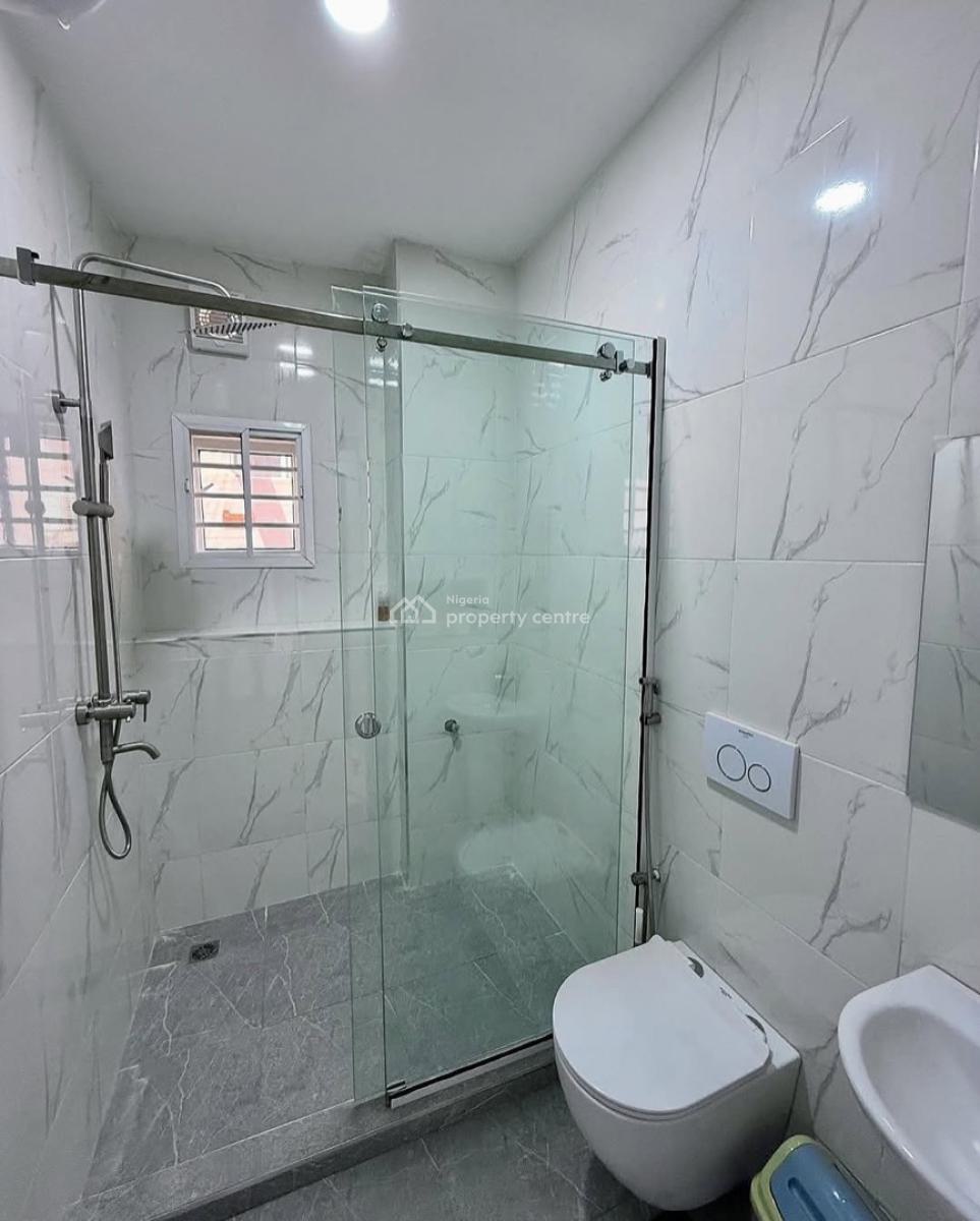 Ravishing 2 Bedroom Fully Serv & Furnished Apartment,24/7 Services, Serene Neighborhood, Wuye, Abuja, Flat / Apartment for Rent
