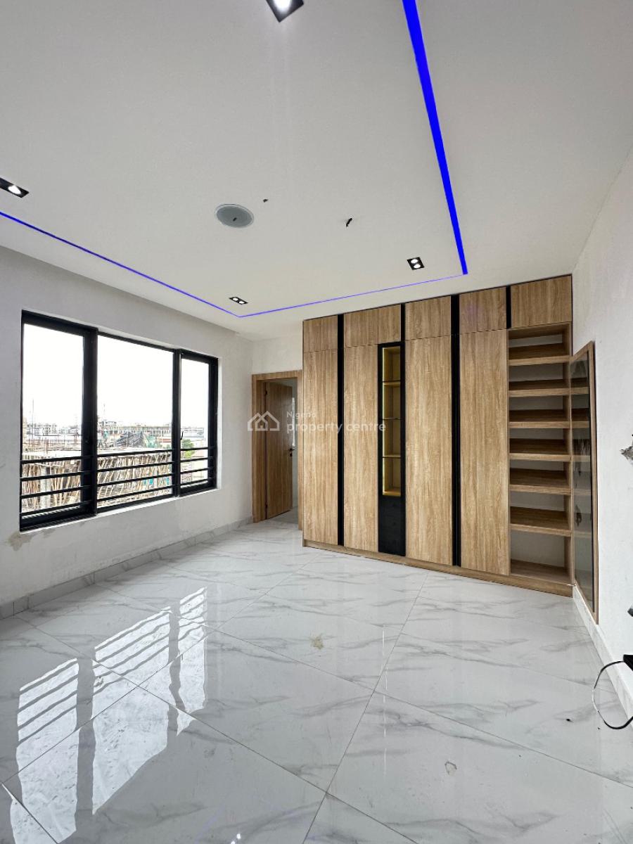 Spacious 2 Bedroom Apartment with Bq, Elevator, Pool and Gym., Lekki Phase 1, Lekki, Lagos, Flat / Apartment for Sale