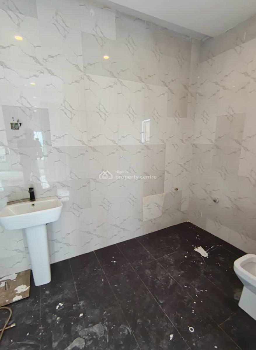 Studio Room Upstairs, Ologolo, Lekki, Lagos, Self Contain (single Rooms) for Rent