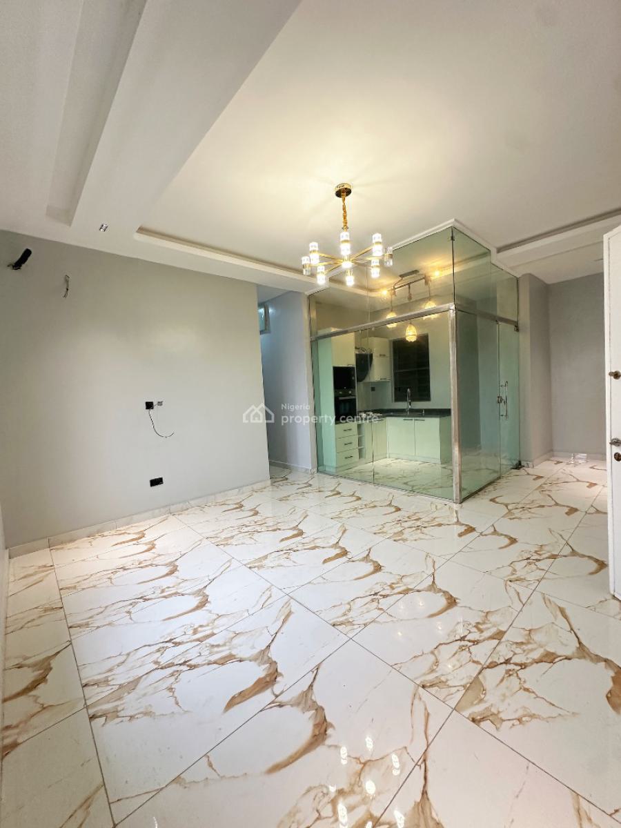 Modern 2 Bedroom Apartment, Freedom Way, Lekki Phase 1, Lekki, Lagos, Flat / Apartment for Sale