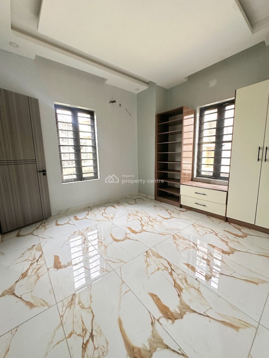 Modern 2 Bedroom Apartment, Freedom Way, Lekki Phase 1, Lekki, Lagos, Flat / Apartment for Sale