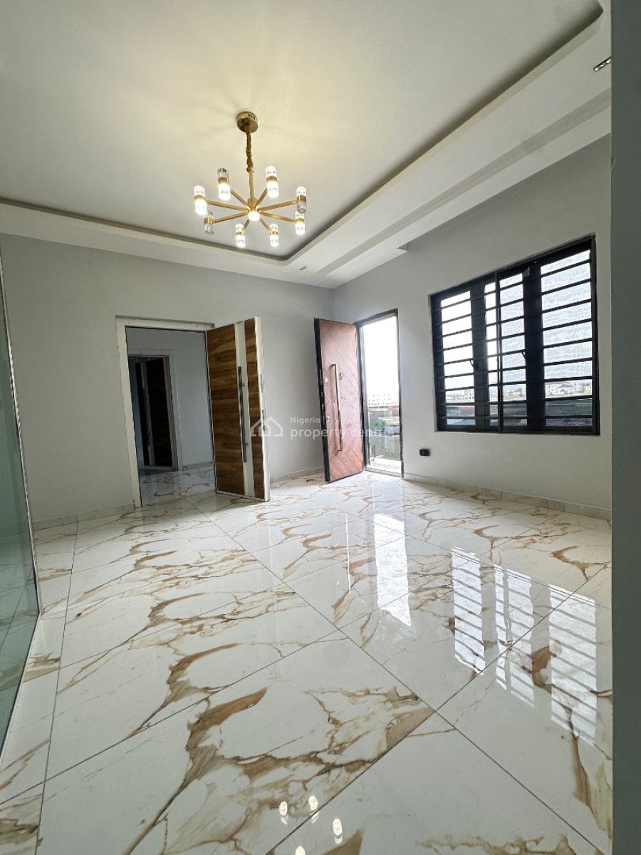 Modern 2 Bedroom Apartment, Freedom Way, Lekki Phase 1, Lekki, Lagos, Flat / Apartment for Sale