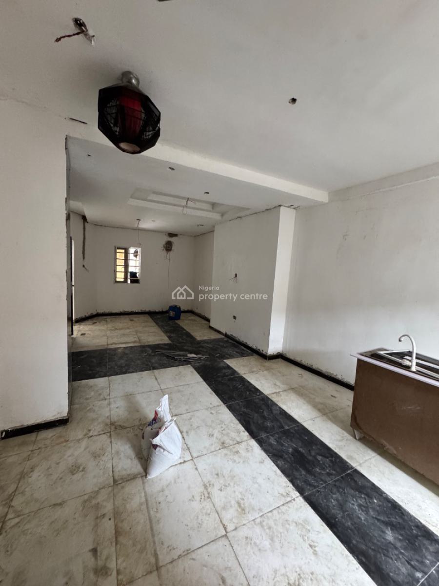 Self Contain, Chevy View Estate, Lekki Expressway, Lekki, Lagos, Self Contain (single Rooms) for Rent