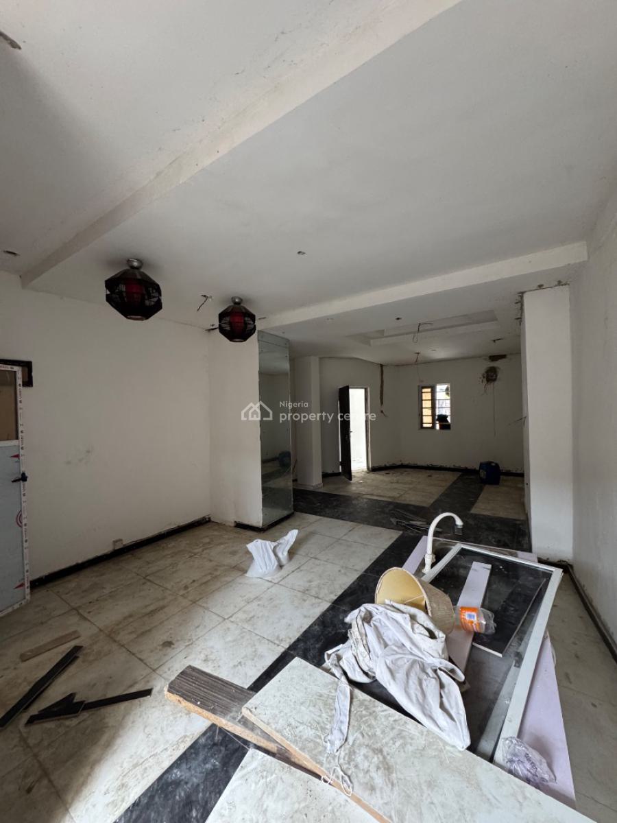 Self Contain, Chevy View Estate, Lekki Expressway, Lekki, Lagos, Self Contain (single Rooms) for Rent