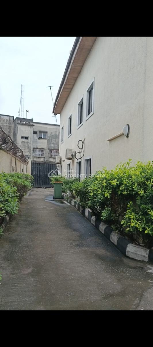 Furnished Purpose Built Office Block on Two Floors, Bombay Crescent Apapa, Apapa, Lagos, Office Space for Rent