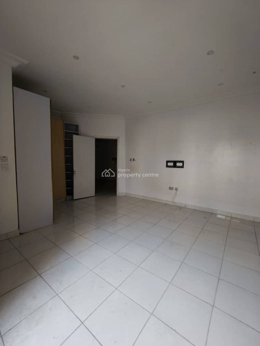 a Spacious 4bedroom Terrace at Abiola Court, Kusenla Road, Ik, Abiola Court, Kusenla Road, Ikate Elegushi Lekki Lagos, Ikate, Lekki, Lagos, Terraced Duplex for Rent