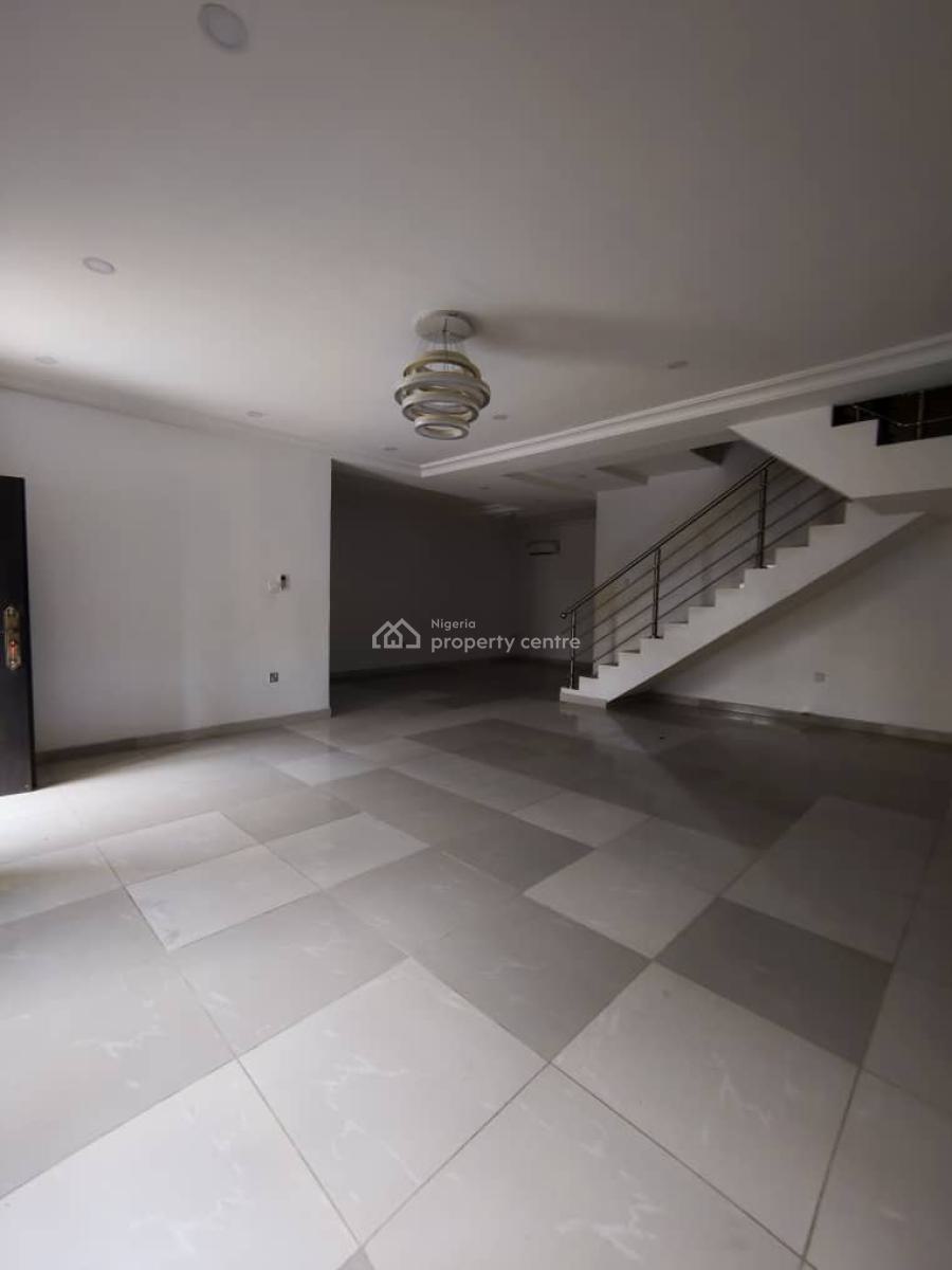 a Spacious 4bedroom Terrace at Abiola Court, Kusenla Road, Ik, Abiola Court, Kusenla Road, Ikate Elegushi Lekki Lagos, Ikate, Lekki, Lagos, Terraced Duplex for Rent