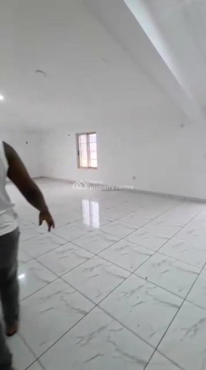Very Large Spacious 5brm Flat Apartment, Lekki Phase1, Lekki, Lagos, Flat / Apartment for Rent