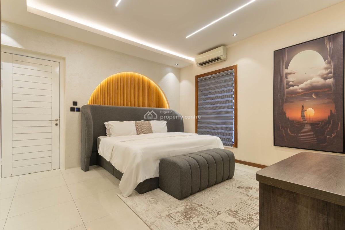 New Cinematic 1bedroom with Pool and Ps5, Lekki Phase 1, Lekki, Lagos, Flat / Apartment Short Let